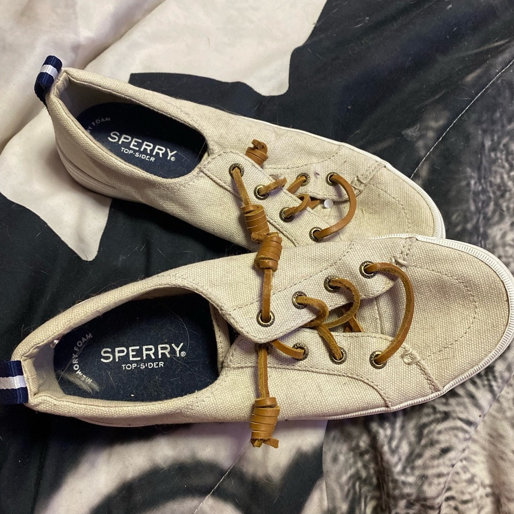Sperry Tan Canvas Shoes with Brown Laces